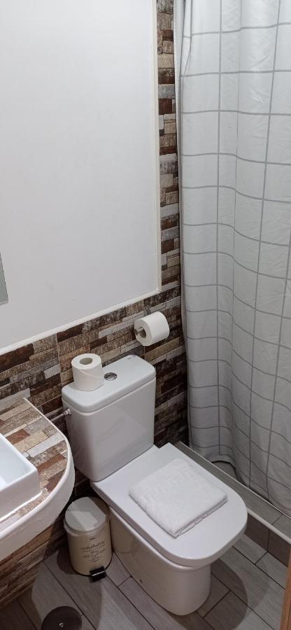 Bloom Inn Madrid Ngoại thất bức ảnh